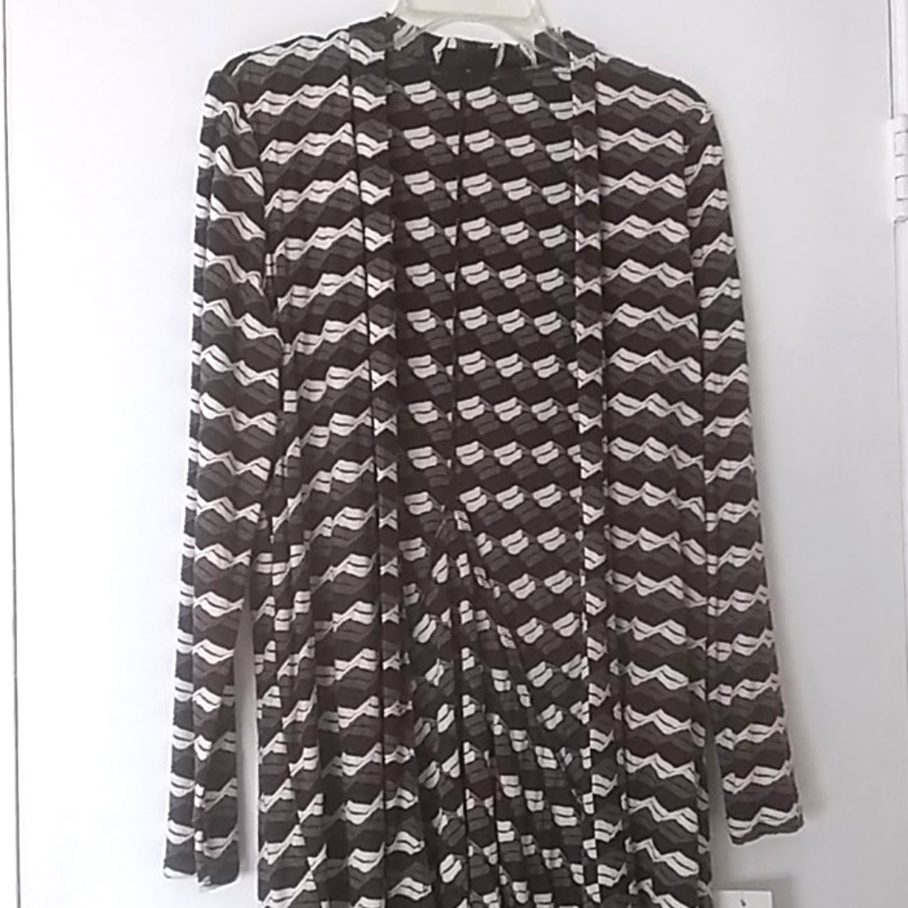 Nina Leonard Brown & Beige long sleeve Cardigan